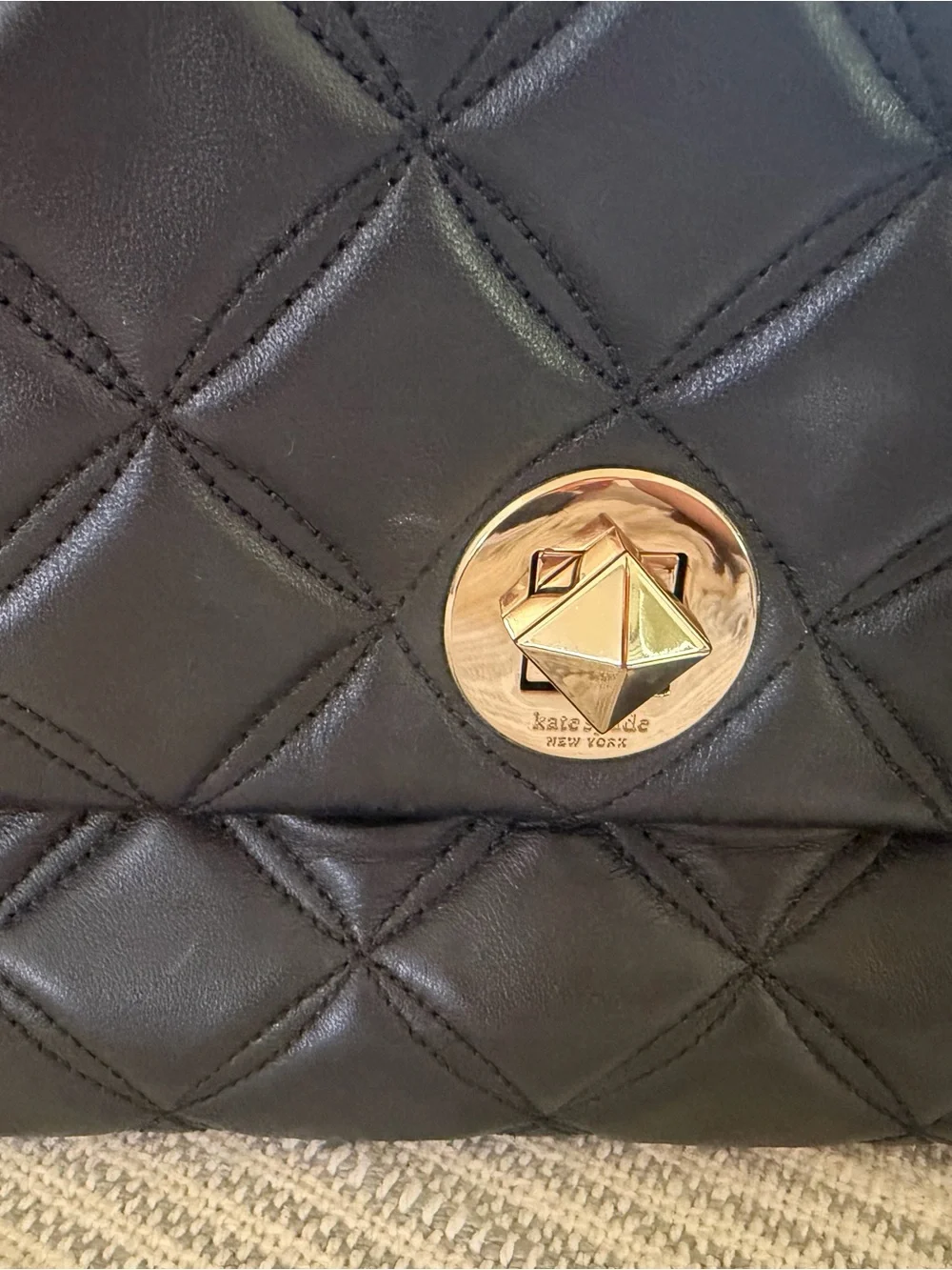 Kate Spade Crossbody purse with Gold Chain